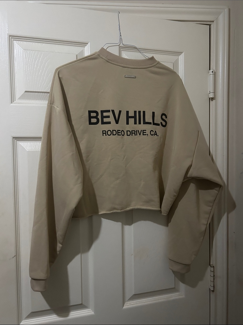 Bev Hills Cropped Crew Neck Sweatshirt - Beige